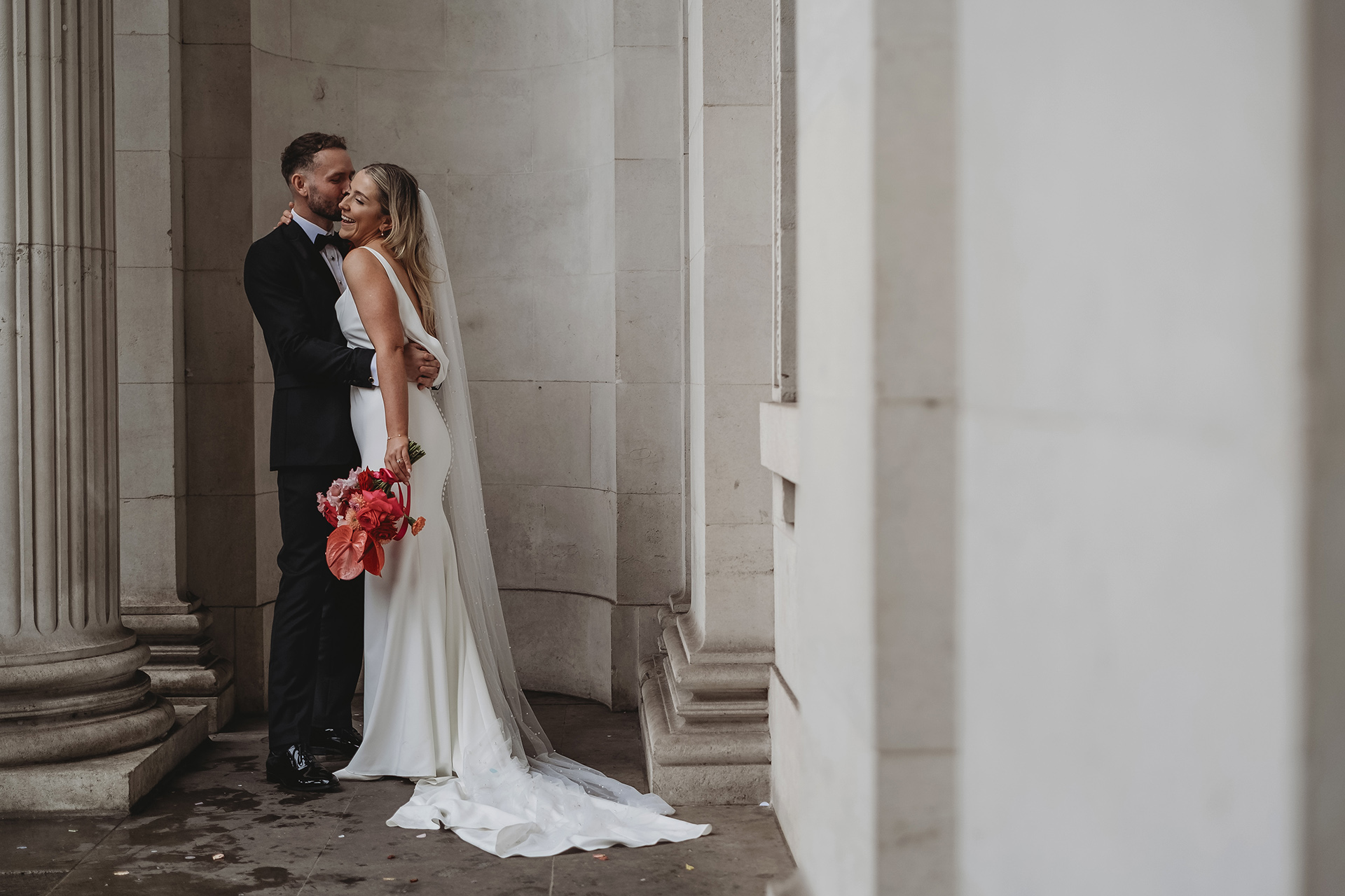 iconic pillars at the old Marylebone town hall wedding