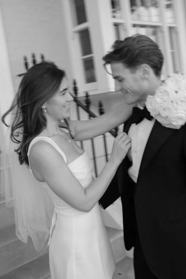 Chelsea Town Hall Wedding Photography | Alexandra & Matt at Raffles London at The Ivy